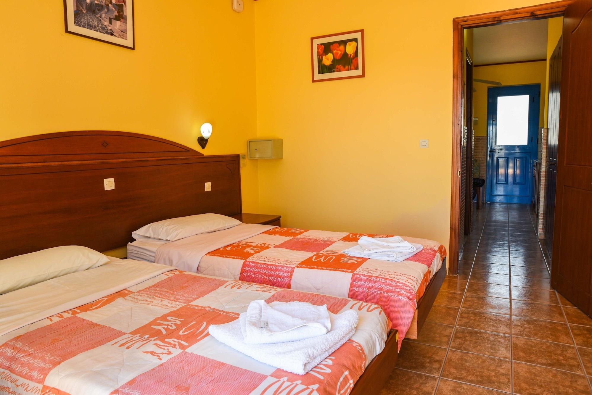 קפלוס Chrysoula Hotel מראה חיצוני תמונה