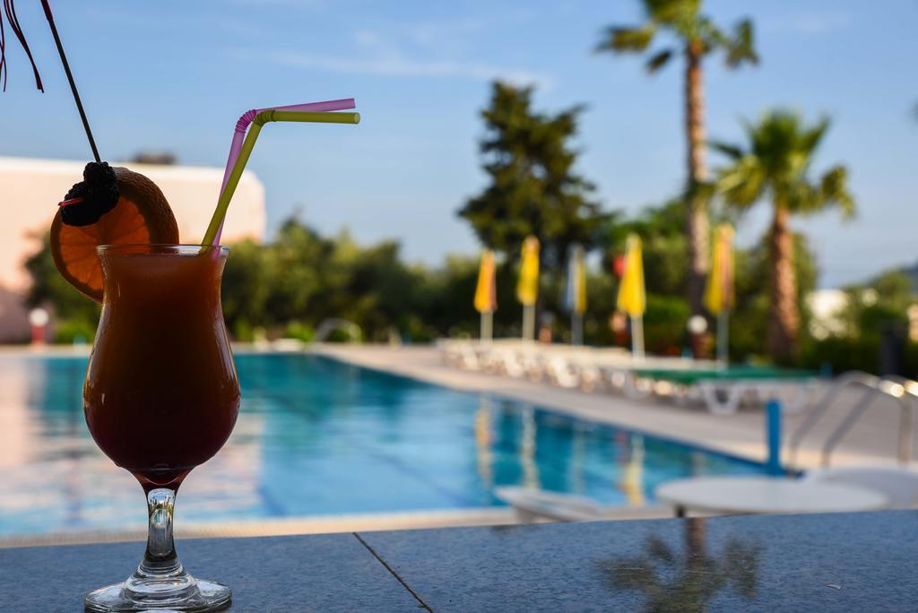 קפלוס Chrysoula Hotel מראה חיצוני תמונה