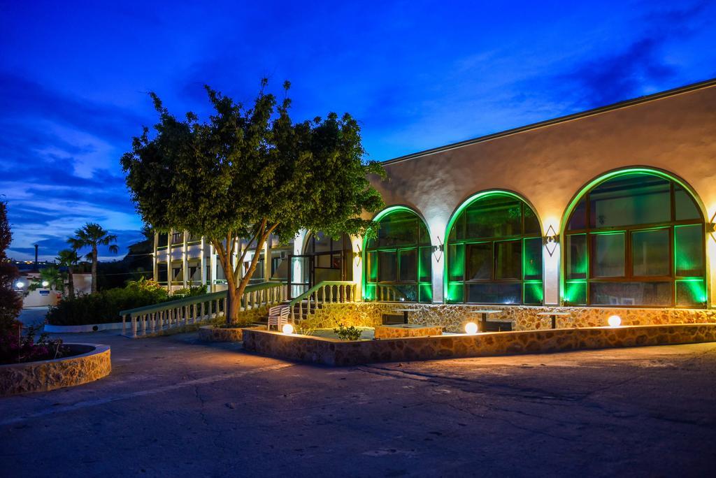 קפלוס Chrysoula Hotel מראה חיצוני תמונה
