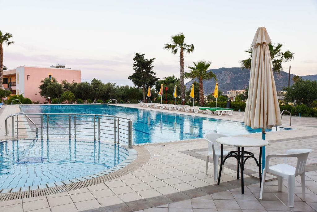 קפלוס Chrysoula Hotel מראה חיצוני תמונה